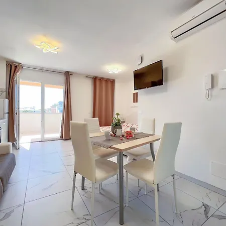 Daire Modern In Centre Bibione